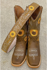 Load image into Gallery viewer, Cactus Country Golden Sunflower Belt